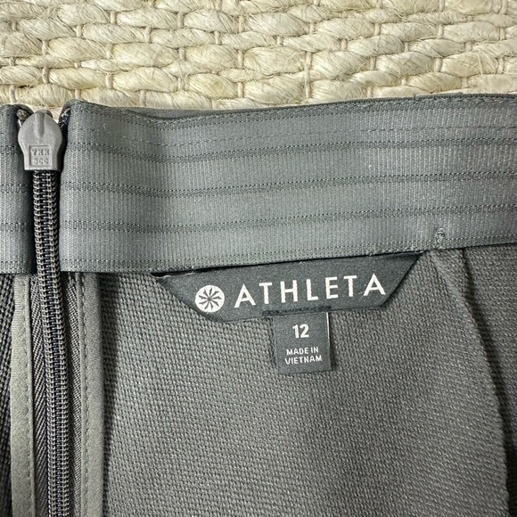 Athleta Sz 12 Wander Slim Ankle Outdoor Pants - Picture 9 of 12